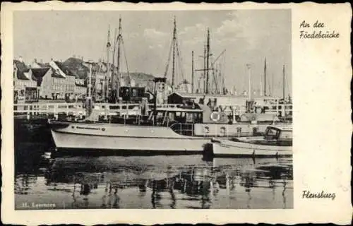Ak Flensburg in Schleswig Holstein, Fördebrücke, Teilansicht, Schiffe