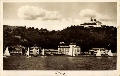 Ak Tihany Ungarn, Teilansicht, Segelboote auf dem Balaton, Abtei