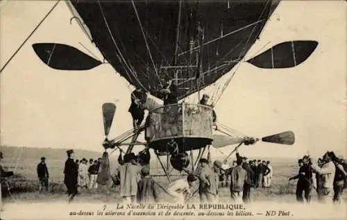 Ak Moisson sur Seine Yvelines, Le Dirigeable Republique
