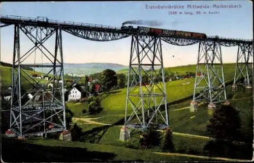 Ak Markersbach im Erzgebirge, Eisenbahnbrücke, Eisenbahn