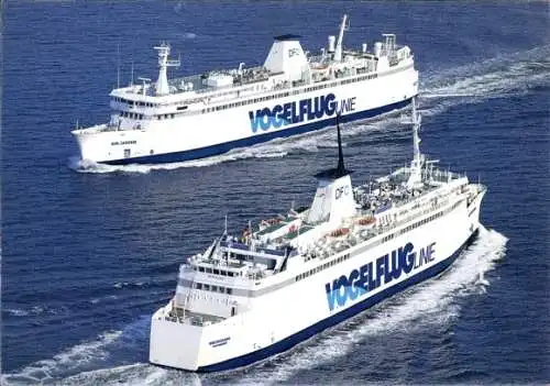 Ak Puttgarden Insel Fehmarn, Zwei Fähren fahren nebeneinander auf dem Meer.