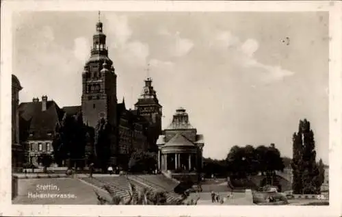 Ak Szczecin Stettin Pommern, Historisches Gebäude, Hakenterrasse, Türme, Parkansicht