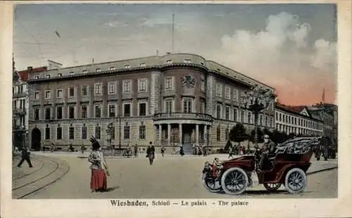 Ak Wiesbaden in Hessen, Schloss  alte Architektur, Kutschen, historische Postkarte