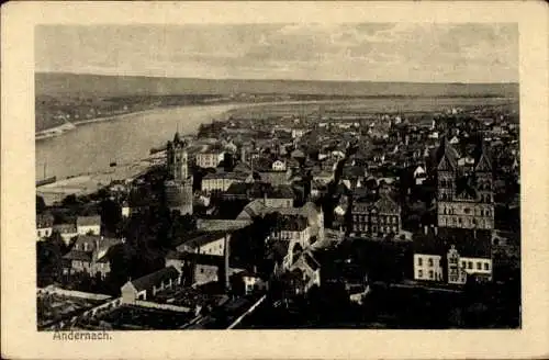 Ak Andernach am Rhein, Stadtansicht von  Rheinlandschaft, historische Gebäude