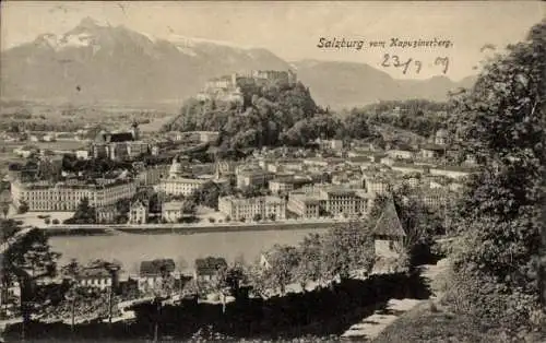 Ak Salzburg in Österreich, Blick auf Salzburg vom Kapuzinerberg, Festungsansicht, Gebirgslands...