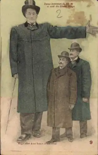 Ak Riesiger Mann, Riese, Porträt, Mantel, Zylinder