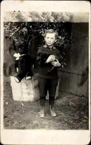 Foto Ak Junge mit Hund, Teddy, Porträt
