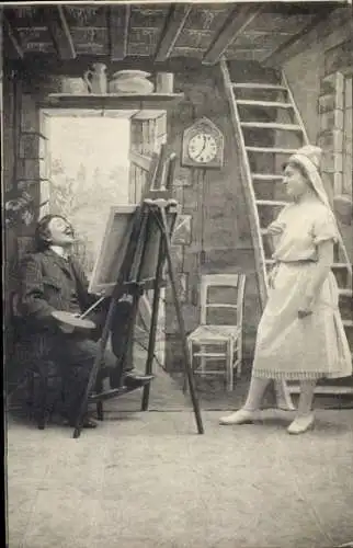 Ak Maleratelier, Frau posiert