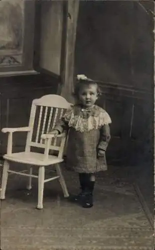 Foto Ak Kleines Mädchen, Portrait