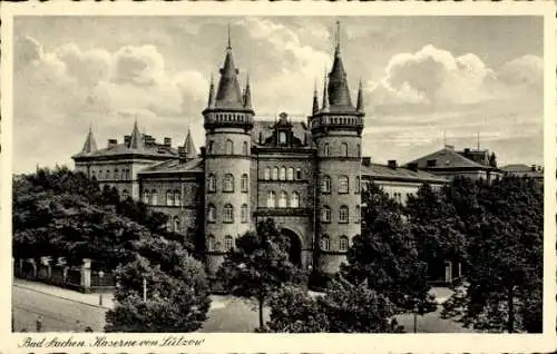 Ak Aachen, Kaserne von Lützow, historische Architektur, Bäume im Vordergrund