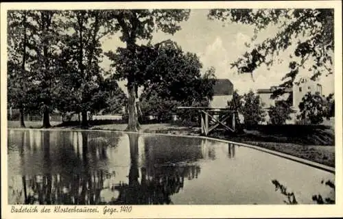 Ak Mönchswalde Obergurig in der Lausitz, Badeteich, Kloster, Baum,Brauerei