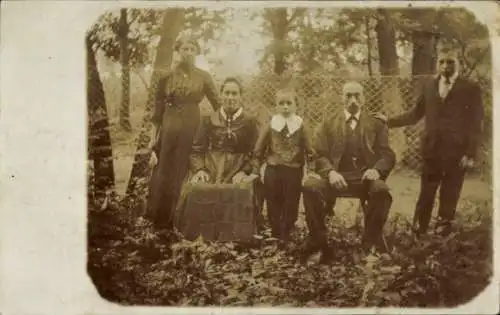 Foto Ak Familie, Portrait