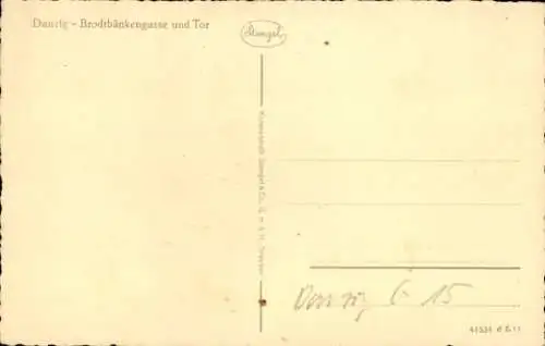 Ak Gdańsk Danzig, Straße mit Gebäuden, Tor, Menschen, Schwarz-Weiß-Foto, Bäume