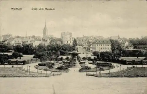 Ak Weimar in Thüringen, Blick vom Museum, Denkmal