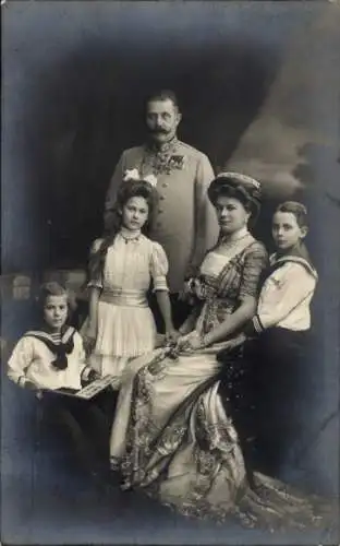 Ak Erzherzog Franz Ferdinand mit Familie, Sophie Chotek von Chotkowa