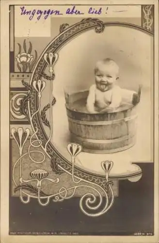 Ak Baby im Waschtrog