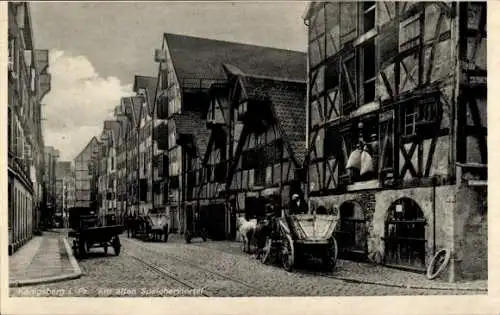 Ak Kaliningrad Königsberg Ostpreußen, Am alten Speicherviertel, Alte Fachwerkbauten, Pferdekarren