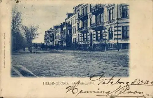 Ak Hälsingborg Helsingborg Schweden, Häuserzeilen, Drottninggatan, Bäume, ruhige Straße