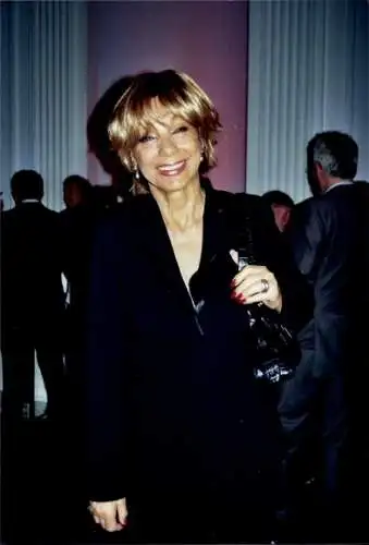 Ak Schauspielerin Judy Winter, Portrait