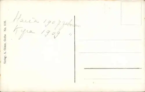 Ak Prinzessinnen Marie und Kyra von Russland mit Fasanen, Portrait