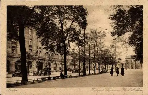Ak Berlin Mitte, Unter den Linden, Hotel Adlon