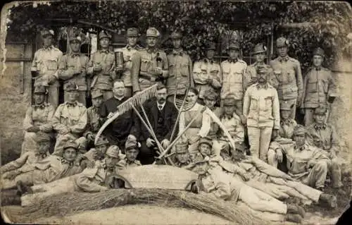 Foto Ak Kuk Soldaten in Uniform, Gruppenbild