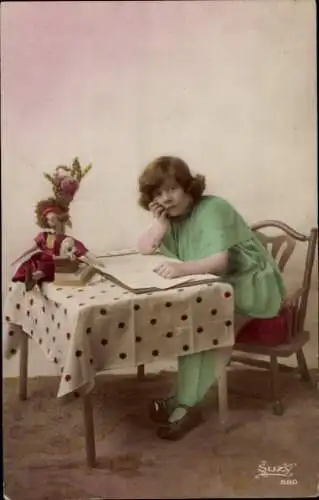Ak Mädchen im grünen Kleid, Ausaufgaben ?