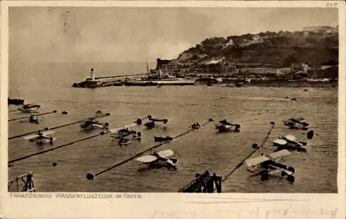 Ak Französische Wasserflugzeuge im Hafen, I WK