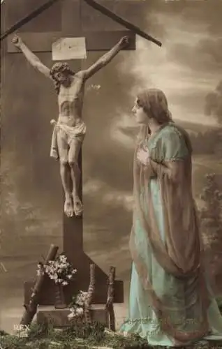 Ak Jesus am Kreuz, junge Frau als Magdalena