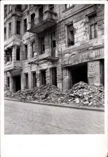 Ak Berlin Mitte, zerstörte Häuser