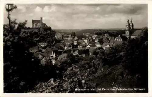 Ak Gössweinstein Gößweinstein in Oberfranken, Blick auf  Berg mit Schloss, Kirchengebäude, Alt...