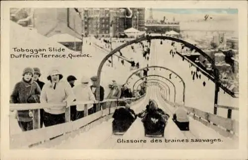 Ak Quebec Kanada, Montmorency River, Rodelbahn, Dufferin Terrasse, Gäste und die Bahn, Winterl...