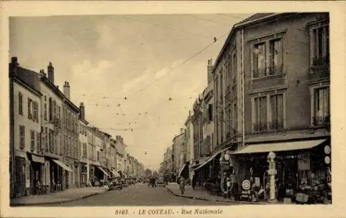 CPA Le Coteau Loire, Rue Nationale