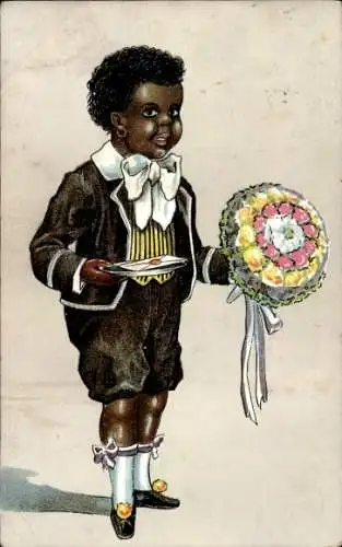 Künstler Ak Schwarzer Junge mit Blumenstrauß, Brief auf einem Silberteller