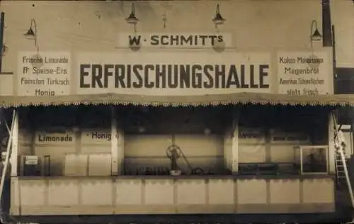 Foto Ak W. Schmitts Erfrischungshalle, Verkaufsstand auf einem Festplatz, Limonade, Speise-Eis