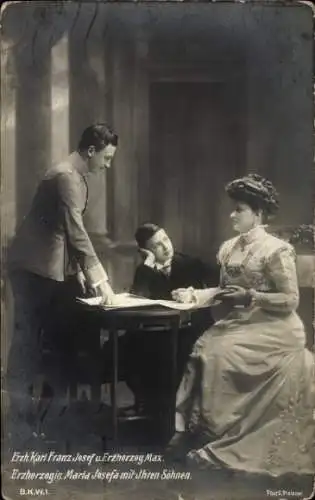 Ak Erzherzog Karl Franz Josef und Erzherzog Max, Erzherzogin Maria Josefa mit Ihren Söhnen, BKWI