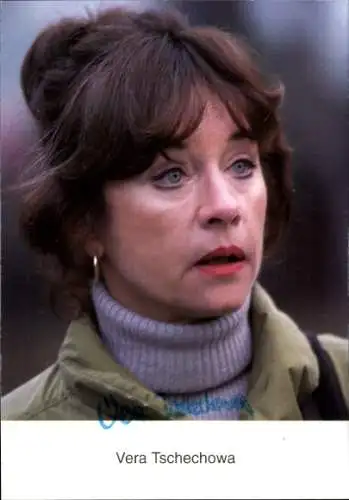 Foto Ak Schauspielerin Vera Tschechowa, Autogramm