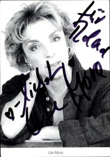 Ak Schauspielerin Ute Mora, Lindenstraße, Portrait, Autogramm