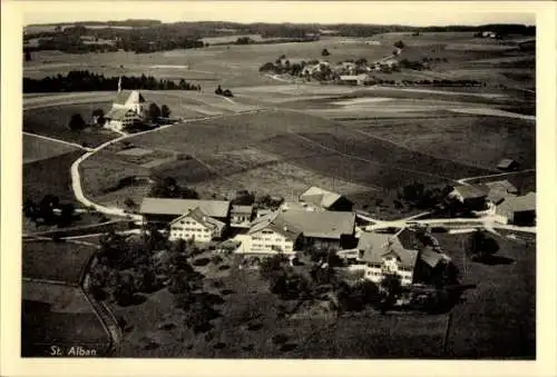 Ak Görwangs Aitrang in Schwaben, Wallfahrtskirche St. Alban, Fliegeraufnahme