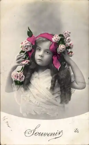 Ak Mädchen, Rosen, Portrait