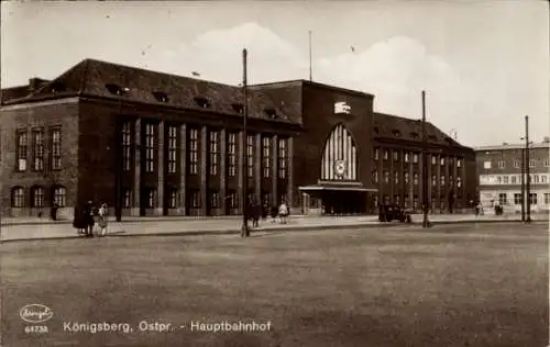 Ak Kaliningrad Königsberg Ostpreußen, Königsberg Hauptbahnhof, historische Architektur, viele ...