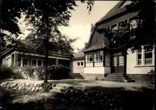 Ak Kloster Insel Hiddensee in der Ostsee, Kloster, Gerhart-Hauptmann-Gedächtnisstätte, Natur, ...