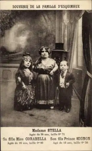 CPA Souvenir de la Famille d'Esquimaux, Madame Stella, Miss Corabella, Prince Mignon, Liliputaner