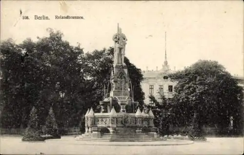 Ak Berlin Tiergarten, Rolandbrunnen, monument, umgeben von Bäumen, historische Architektur