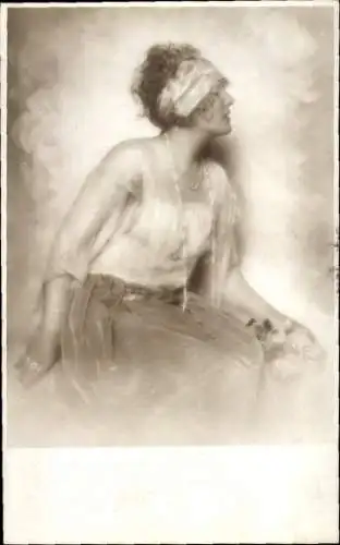 Ak Schauspielerin, Portrait