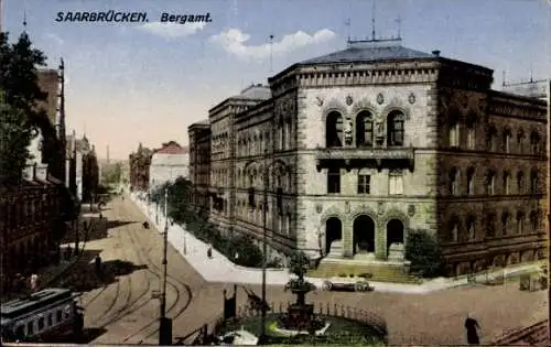 Ak Saarbrücken im Saarland, Bergamt, Straßenbahn
