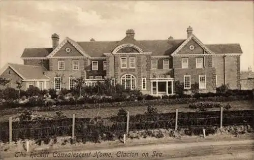 Ak Clacton on Sea Essex England, Vorderansicht des Reckitt Convalescent Home, Garten