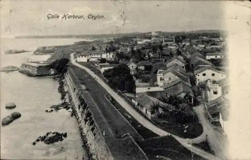 Ak Galle Ceylon Sri Lanka, Luftaufnahme von Galle Harbour, Häuser und Strasse, Küstenansicht