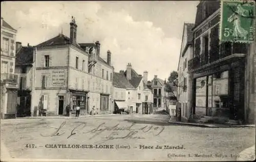 CPA Châtillon-sur-Loire Loiret, Place du Marché