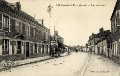CPA Chambon la Forêt Loiret, Rue Principale